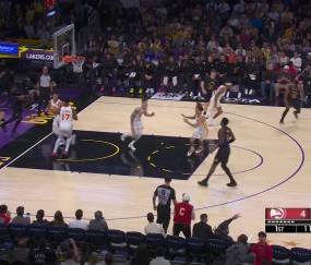 九游会-字母哥巅峰对决，东契奇与30激战老鹰分钟，爆冷胜负难料！的简单介绍