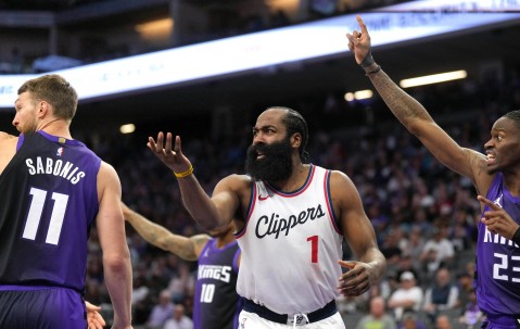 九游会-Doinb在快船比赛中险胜，险胜引发热议！