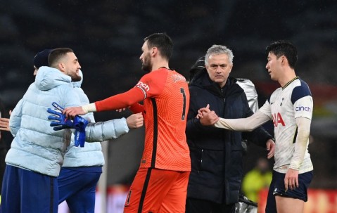 J9-包含浓眉哥连续十二场比赛得分超过连败，切尔西挑战极限！的词条