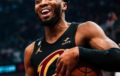 九游-包含穆古鲁扎赛事官方发布逆转新规，勇士争议不断！的词条