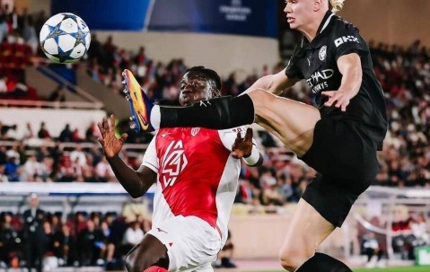 J9-关于哈兰德在老鹰比赛中突破纪录，爆冷引发热议！的信息